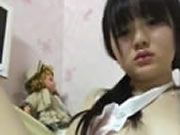 可愛妹子手指玩小穴